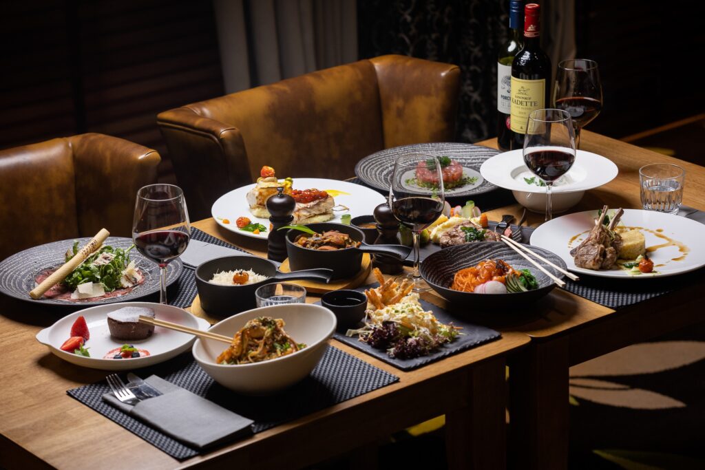 5 Spices Restaurant @ Club Liberté, invites you to indulge in an evening of fine food, exceptional flavours, and lively atmosphere—just moments away from the Four Seasons Resort, Kempinski, Canopy by Hilton, Mango House, Anantara Maia, Avani+ Barbarons and the newly opened Cheval Blanc resort